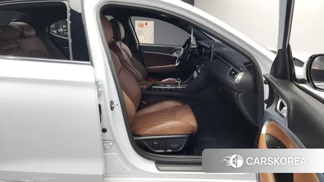 Genesis G70 2018 Белый из Кореи, фото 2