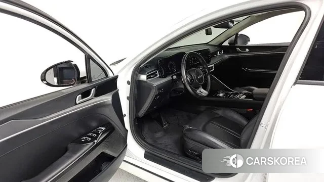 Kia K5 3rd generation 2022 Белый из Кореи, фото 2