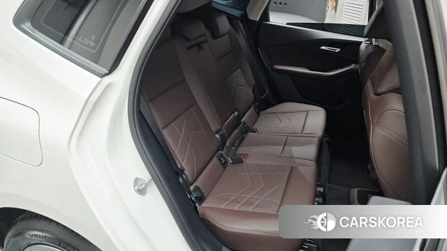 BMW 2 Series Active Tourer (U06) 2025 Белый из Кореи, фото 2