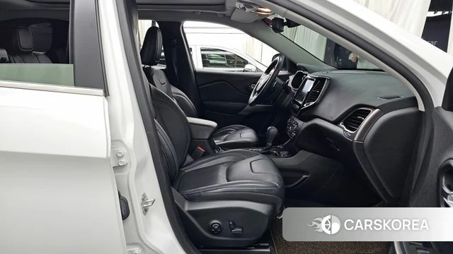 Jeep Cherokee (KL) 2021 Белый из Кореи, фото 2