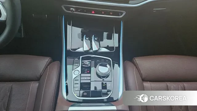 BMW X5 (G05) 2024 Черный из Кореи, фото 2