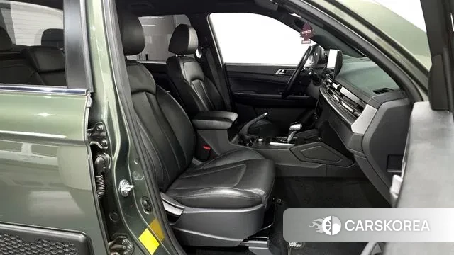 Ssangyong The New Rexton Sport 2023 Темно-зеленый из Кореи, фото 2