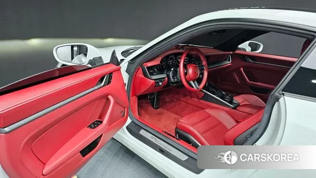 Porsche 911(992) 2024 Белый из Кореи, фото 2