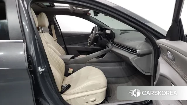 Hyundai The New Avante (CN7) 2024 Серый из Кореи, фото 2