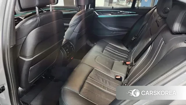 BMW 5 Series (G30) 2022 Серый из Кореи, фото 2