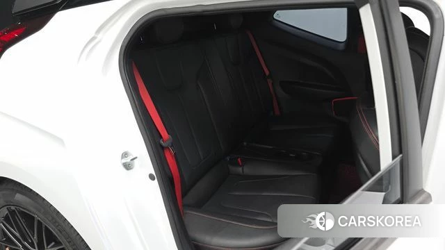 Hyundai Veloster (JS) 2018 Белый из Кореи, фото 2