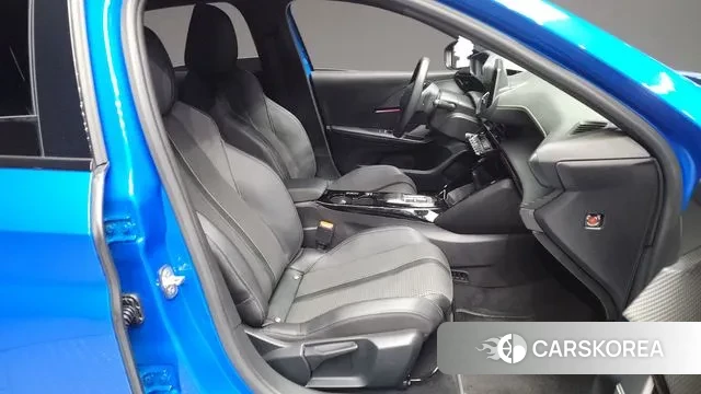 Peugeot e-208 second Generation 2022 Синий из Кореи, фото 2