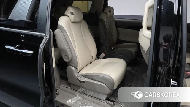 Kia Carnival 4th generation 2021 Черный из Кореи, фото 2
