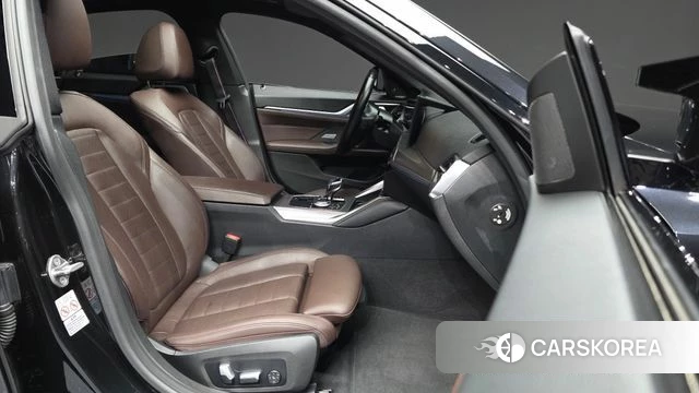 BMW i4 2022 Черный из Кореи, фото 2