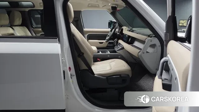 Land Rover Defender (L663) 2021 Белый из Кореи, фото 2