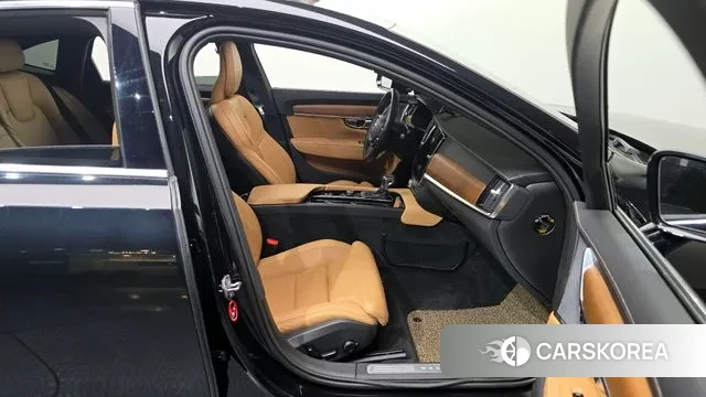 Volvo S90 2019 Черный из Кореи, фото 2