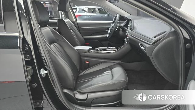 Hyundai Sonata (DN8) 2022 Черный из Кореи, фото 2