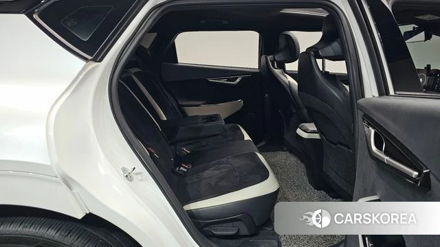 Kia EV6 2023 Белый из Кореи, фото 2