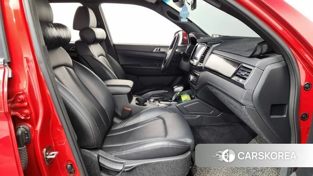 Ssangyong The New Rexton Sport 2022 Красный из Кореи, фото 2