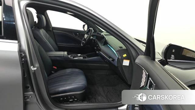 Kia The New K8 Hybrid 2025 Серебристо-серый из Кореи, фото 2