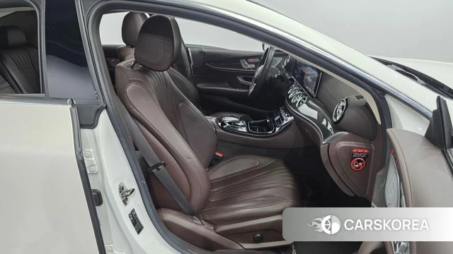 Mercedes-Benz CLS-Class C257 2020 Белый из Кореи, фото 2