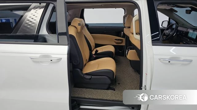 Kia Carnival 4th generation 2023 Белый из Кореи, фото 2