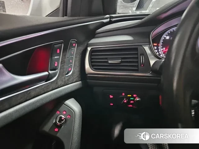 Audi New A6 2018 Белый из Кореи, фото 2