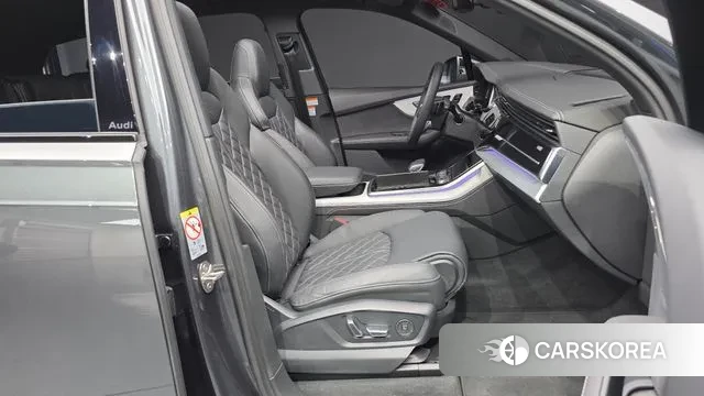 Audi Q7 (4M) 2025 Серый из Кореи, фото 2