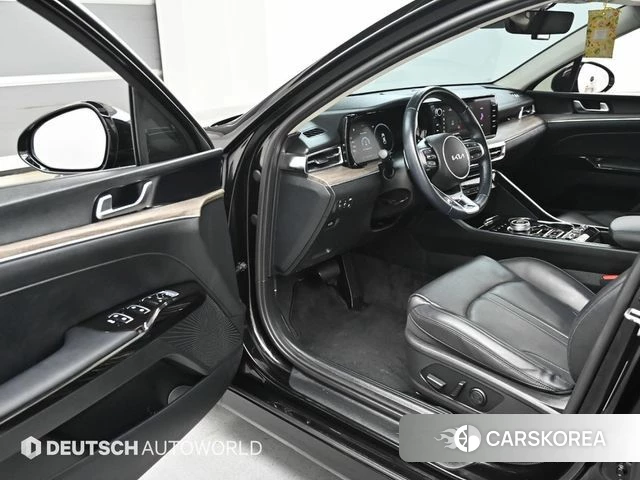 Kia K5 3rd generation 2023 Черный из Кореи, фото 2