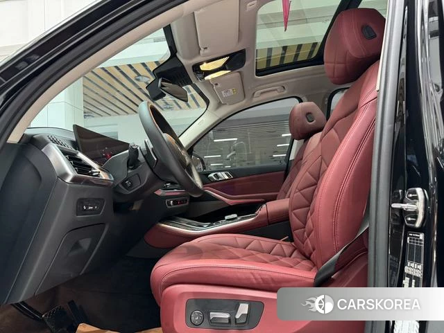 BMW X5 2024 Черный из Китая, фото 2