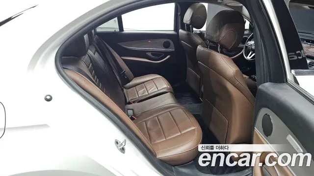 Mercedes-Benz E-Class W213 2019 Белый из Кореи, фото 2