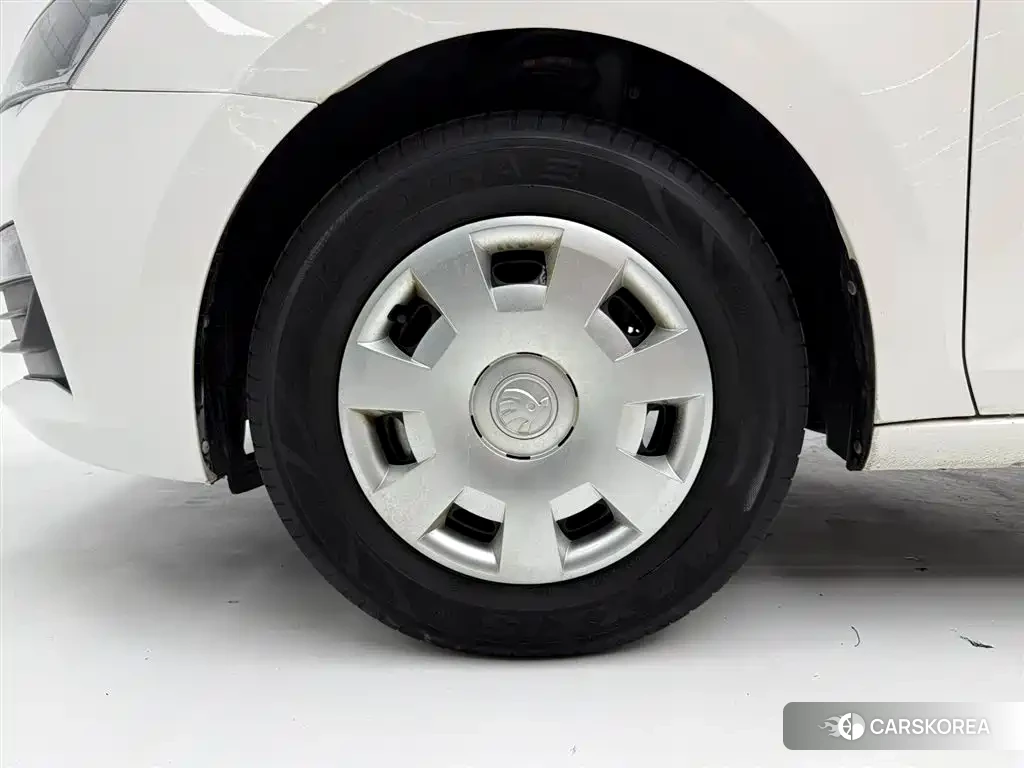 Skoda Xin Rui 2021 Белый из Китая, фото 2