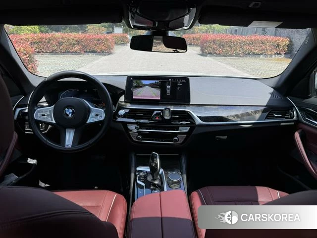 BMW 5 series 2023 Белый из Китая, фото 2