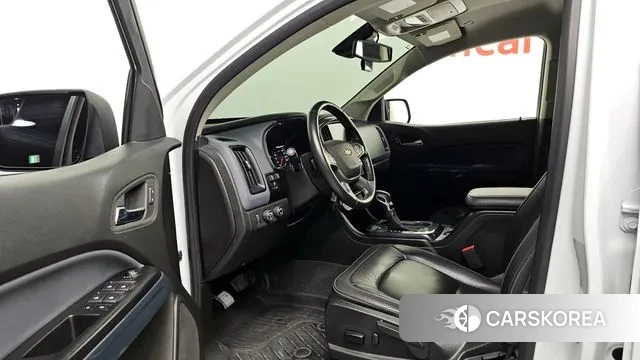 Chevrolet (GM Daewoo) Real New Colorado 2022 Белый из Кореи, фото 2