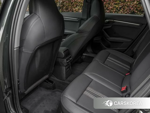 Audi A3 2022 Зеленый из Китая, фото 2