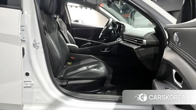 Hyundai Avante (CN7) 2023 Белый из Кореи, фото 2