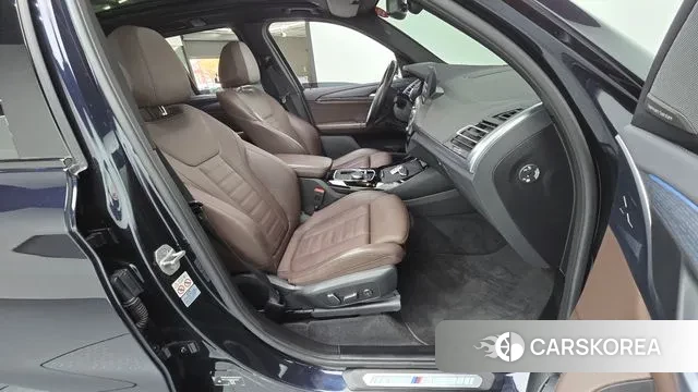 BMW iX3 2024 Черный из Кореи, фото 2