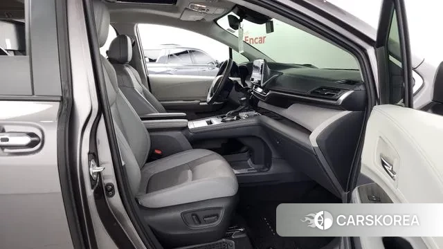 Toyota Sienna 4th Generation 2022 Серый из Кореи, фото 2