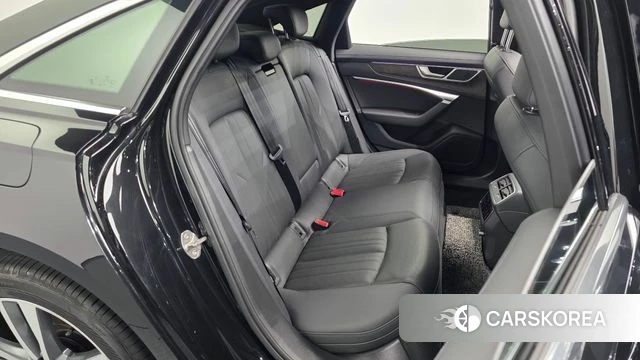 Audi A6 (C8) 2021 Черный из Кореи, фото 2