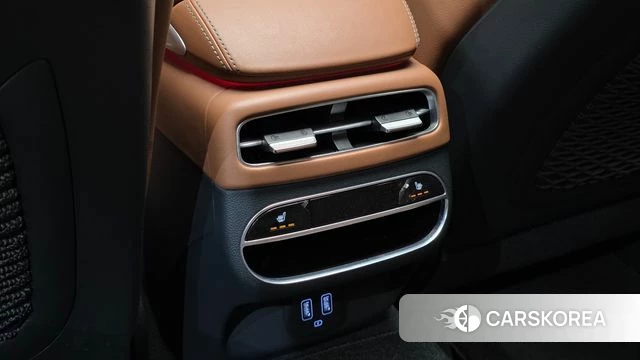 Genesis GV70 2021 Белый из Кореи, фото 2