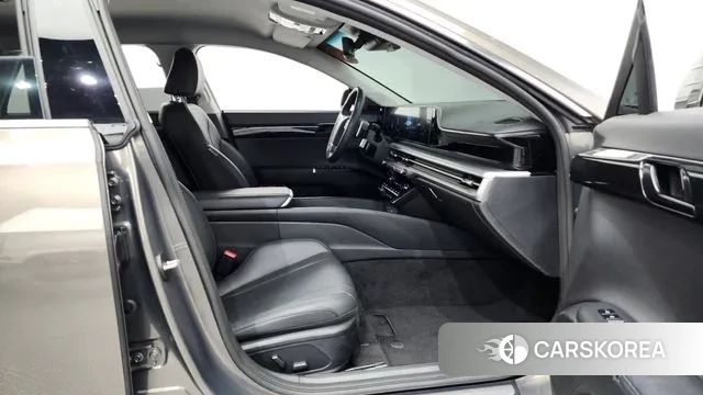 Hyundai Grandeur (GN7) 2023 Песочный из Кореи, фото 2