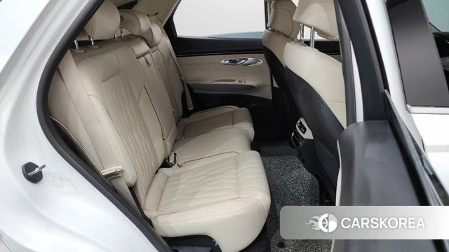 Genesis GV70 2022 Белый из Кореи, фото 2