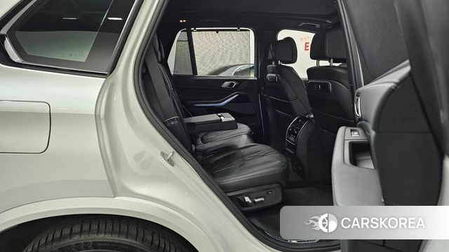 BMW X5 (G05) 2025 Белый из Кореи, фото 2