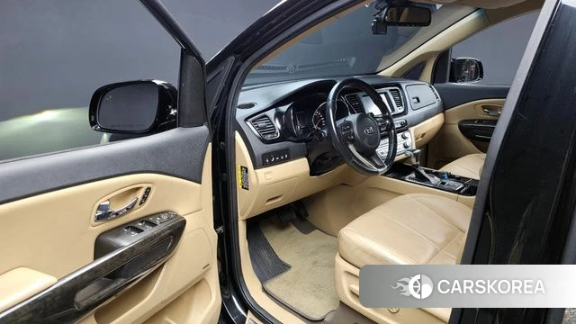 Kia The New Carnival 2019 Черный из Кореи, фото 2