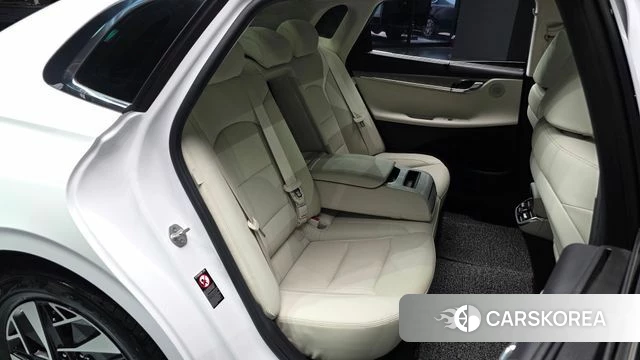 Hyundai The New Grandeur IG Hybrid 2022 Белый из Кореи, фото 2