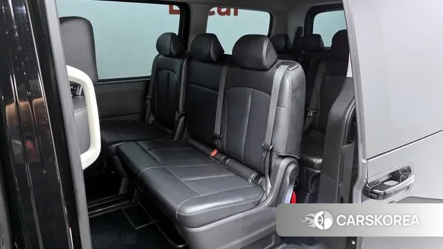 Hyundai Staria 2024 Черный из Кореи, фото 2