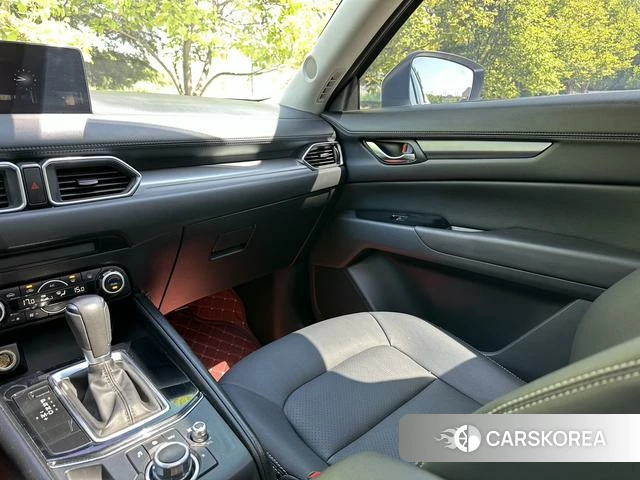 Mazda CX-5 2023 Белый из Китая, фото 2