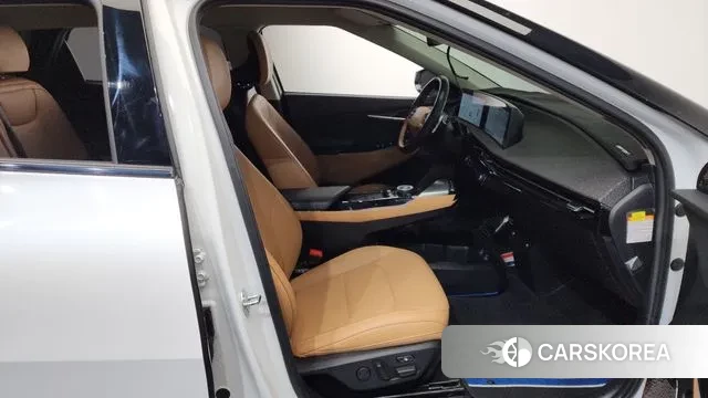 Kia EV6 2024 Белый из Кореи, фото 2