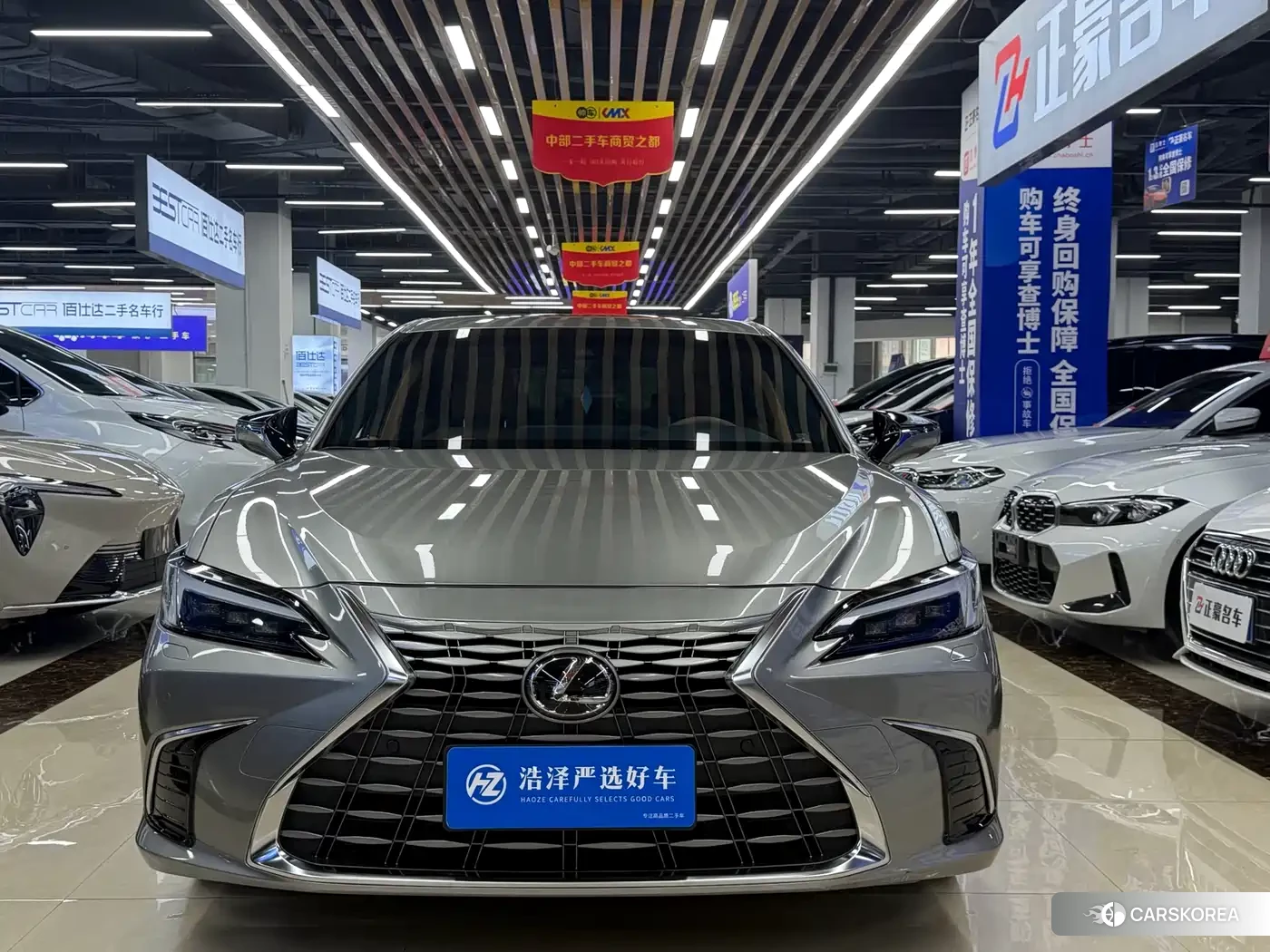 Lexus ES 2025 Champagne/brown из Китая, фото 2
