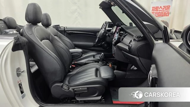 Mini Cooper S Convertible 2023 Белый из Кореи, фото 2