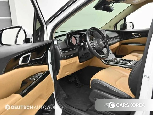 Kia Carnival 4th generation 2022 Белый из Кореи, фото 2