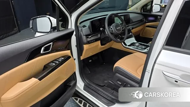 Kia Carnival 4th generation 2023 Белый из Кореи, фото 2