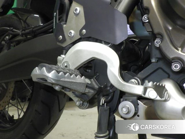 Проданный Yamaha XT1200Z SUPER TENERE 2012 из Японии, фото 4