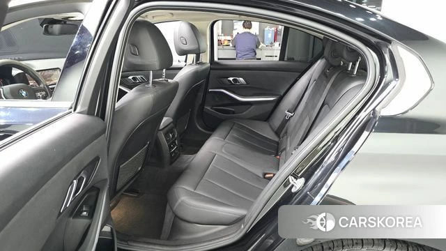BMW 3 Series (G20) 2019 Черный из Кореи, фото 2