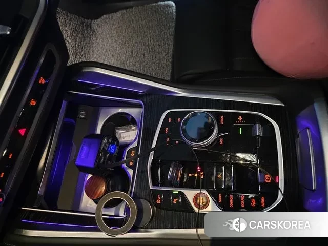 BMW X6 (G06) 2024 Белый из Кореи, фото 2